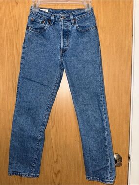Levi's Classic Blue High-Rise Cropped Jeans